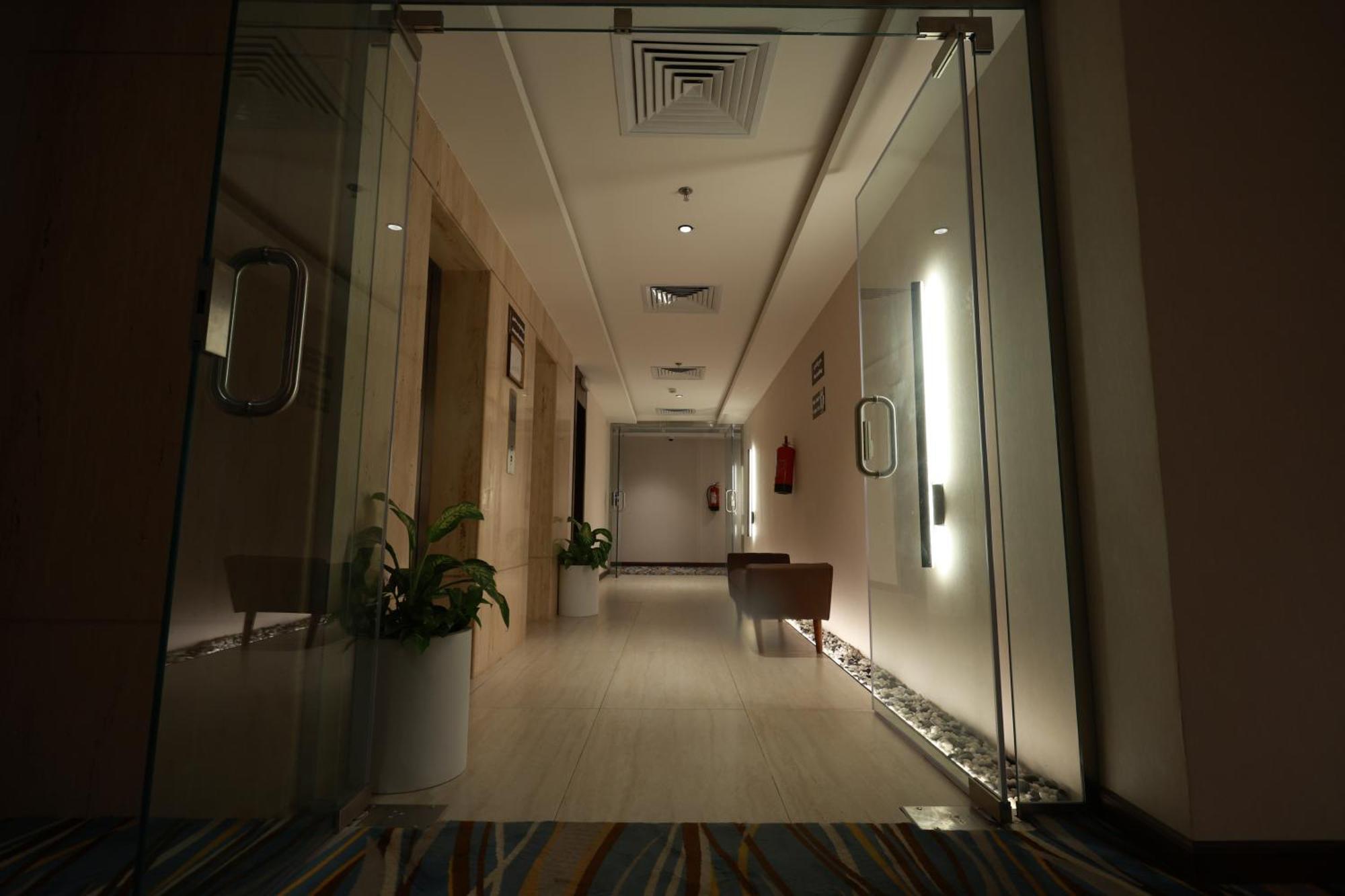 Samt Inn Hotel Riyadh Exterior photo